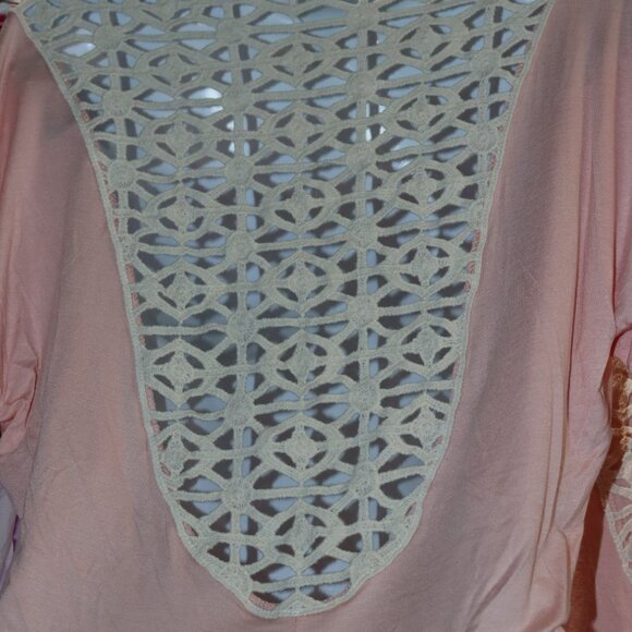 Marianne Blush Blouse with embroidery shoulder and back S,M,L - Picture 2 of 5